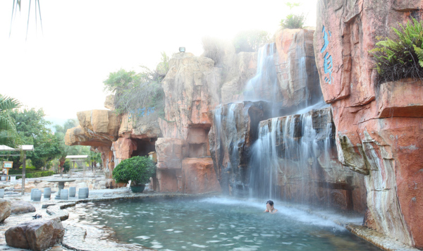 惠州溫泉海邊中巴包車