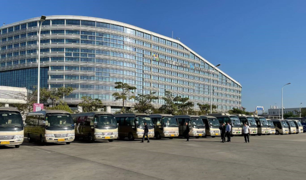 深圳11-29座中巴租赁