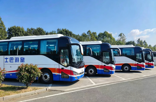 33-39座大巴包車